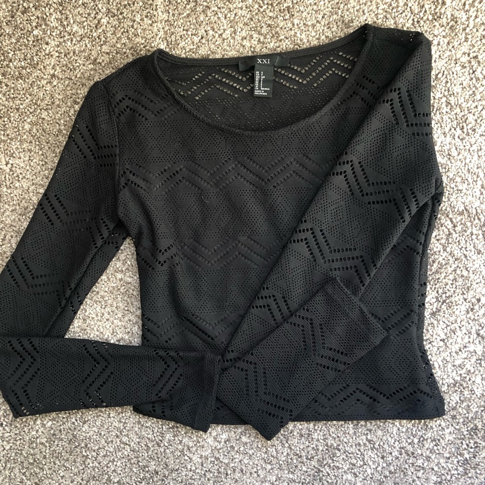 ✨2 for ten sale ✨ f21 cropped long sleeve